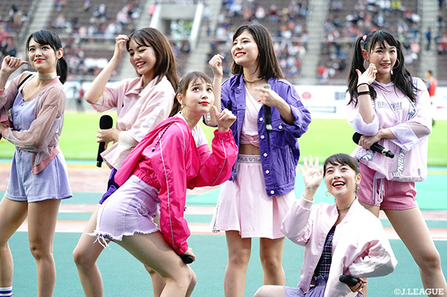 沖縄発・人気急上昇中ガールズグループ「Chuning Candy」がライブで盛り上げます！【明治安田Ｊ３ 第30節 琉球vs群馬】