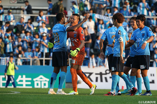 明治安田Ｊ２ 第41節 横浜FCvs岡山