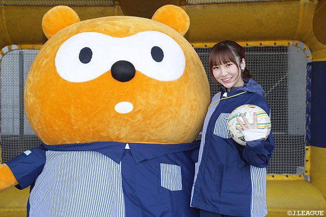 ローソンマッチデー開催！からあげクンやお弁当、飲料などローソンで取り扱っている商品を販売しています♪【明治安田Ｊ２ 第42節 千葉vs栃木】