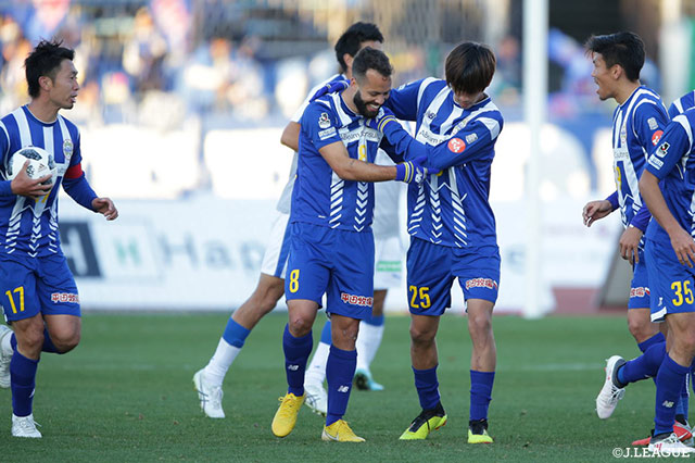 90+1分にアルヴァロ ロドリゲスのゴールが決まり、山形が土壇場で同点に追いつく！【明治安田Ｊ２ 第42節 山形vs大分】