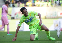 得点を奪いたい千葉は60分に指宿 洋史を投入!【明治安田J2 第42節 千葉vs栃木】