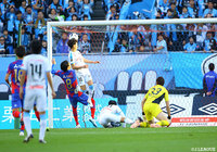 後半開始早々、長谷川 竜也(川崎F)がヘディングでゴールに押し込み、点差を広げる!【明治安田J1 第33節 FC東京vs川崎F】