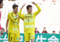 中山 雄太の強烈なシュートがゴールに突き刺さり、柏が貴重な先制点を奪う【明治安田Ｊ１ 第33節 Ｃ大阪vs柏】