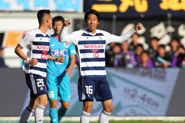 大津 祐樹のダイレクトの折り返しを伊藤 翔が落ち着いて流し込み、横浜FMが先制点をゲット！【明治安田Ｊ１ 第33節 鳥栖vs横浜FM】