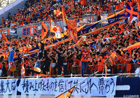 運命の一戦。チケット完売！1年でのＪ１復帰を後押しすべくたくさんのサポーターが詰めかけています【Ｊ１参入プレーオフ 1回戦 大宮vs東京Ｖ】