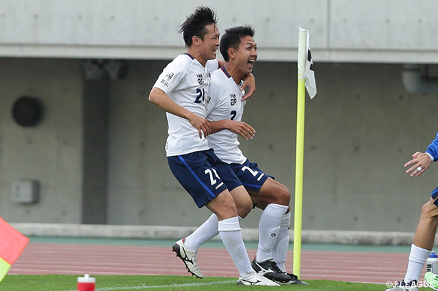 CKからのボールを脇本 晃成（#2）がヘディングで叩き込み、富山が先制に成功した【明治安田Ｊ３ 第33節 C大23vs富山】