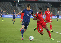 終盤に投入された伊東 純也(柏)がドリブルで敵陣に侵入【AFC アジアカップ UAE 2019 GS第2節 オマーンvs日本】