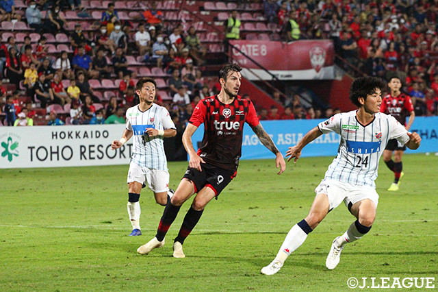 神戸からバンコクUに期限付き移籍したハーフナー マイク。この日は後半開始から途中出場した【アジアチャレンジinタイ バンコクUvs札幌】