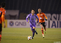 中盤の底に入った川辺 駿（広島）が攻撃のタクトを振るう！【ACL プレーオフ 広島vsチェンライＵ】