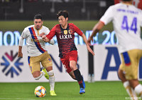 得意のドリブルで突破する安西 幸輝(鹿島)【ACL プレーオフ 鹿島vsニューカッスルジェッツ】