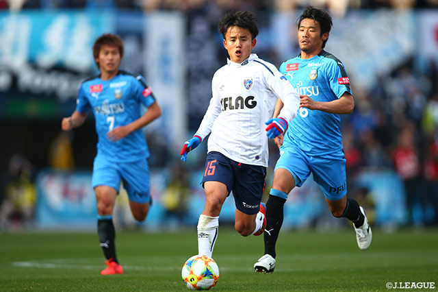 FC東京に復帰した久保 建英（FC東京/#15）は攻撃の中心となり、ゴールに何度も迫った【明治安田Ｊ１ 第1節 川崎ＦvsFC東京】