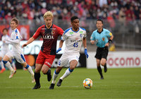 新加入のオナイウ 阿道は途中出場からわずか7分で決勝ゴールをアシスト!【明治安田J1第1節鹿島vs大分】