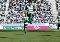 前半8分、岩上　祐三がFKを直接沈めて松本が先制！【明治安田Ｊ１第1節磐田vs松本】