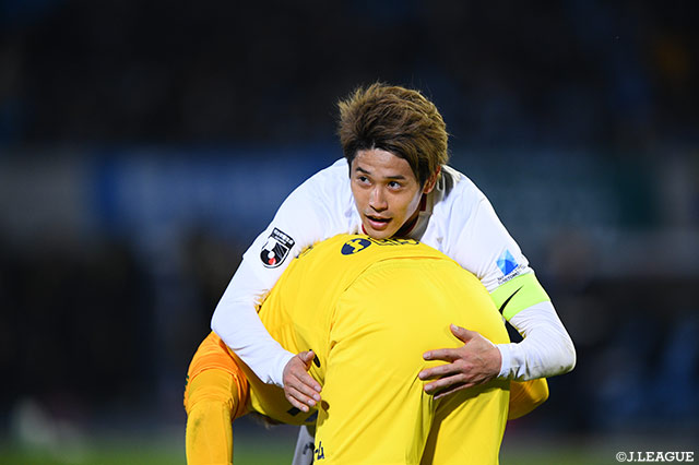 今季のキャプテンに就任した内田 篤人（鹿島）。フル出場を果たし、同点に繋がるロングボールも供給【明治安田Ｊ１ 第2節 川崎Ｆvs鹿島】