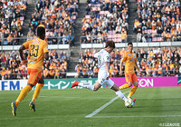 後半28分、ファン ウィジョ(G大阪)が右足を振り抜き、今シーズンの初得点をマーク!【明治安田J1 第2節 清水vsG大阪】