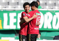 CKの混戦から最後は小松 蓮のシュートが決まり、アウェイの金沢が幸先良く先制点を奪う【明治安田Ｊ２ 第3節 東京Ｖvs金沢】