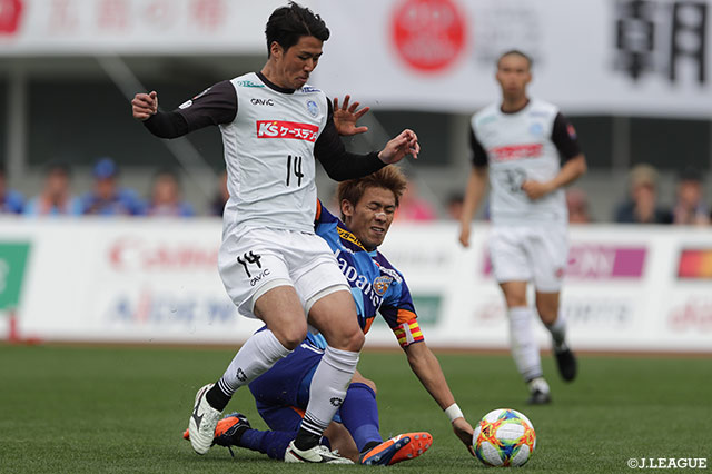 清水 慎太郎の2試合連続となるゴールが決まり、水戸が後半立ち上がりに先制点をゲット【明治安田Ｊ２ 第3節 長崎vs水戸】