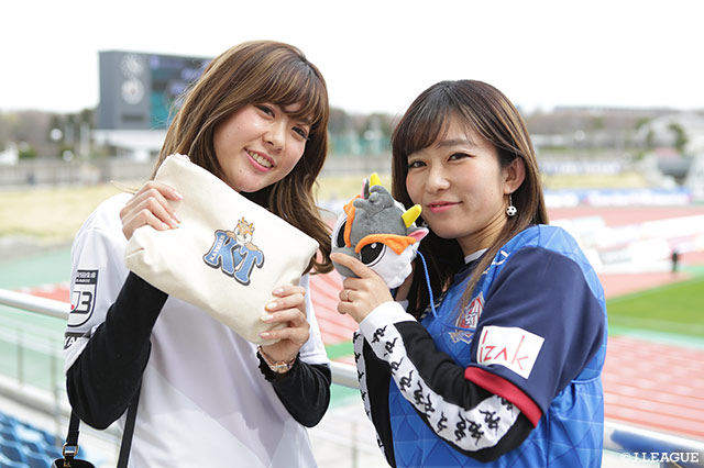 可愛いライカくんグッズを持って応援だ！【明治安田Ｊ３ 第1節 相模原vs富山】