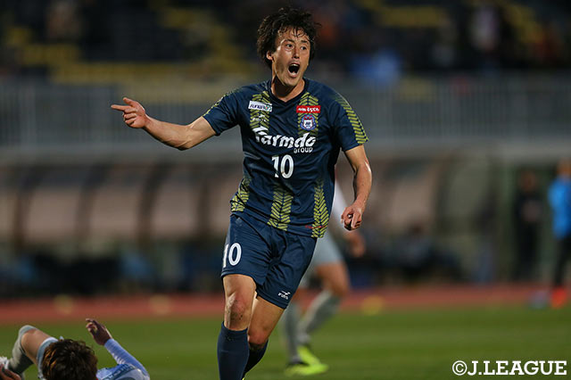 今季、沼津から加入した青木 翔大（群馬）が、早速2ゴールの活躍【明治安田Ｊ３ 第1節 群馬vs秋田】