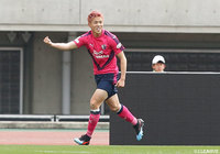 「赤髪」の山根 永遠(C大23)がクロスに合わせて先制点を奪取!【明治安田J3 第2節 C大23vsYS横浜】