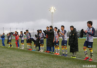 北九州は開幕2連勝を達成し、首位に位置！アウェイの地に駆けつけたサポーターに勝利報告をした【明治安田Ｊ３ 第2節 鳥取vs北九州】