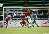 クルーニーの打点の高いヘディングシュートが決まり、ホームの金沢が先制!【明治安田J2 第4節 金沢vs町田】