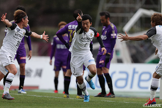 ガブリエルの折り返しを鎌田 次郎がヘディングでたたき込み、柏が土壇場で均衡を破る【明治安田Ｊ２ 第4節 京都vs柏】
