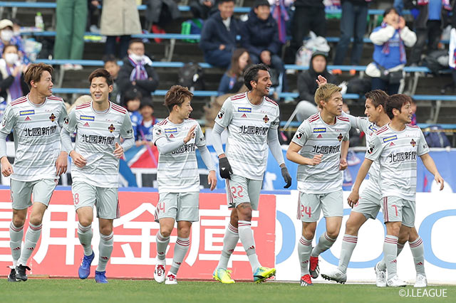 前半12分、クルーニー（金沢/#22）が2戦連発となる先制点を奪取！【明治安田Ｊ２ 第5節 甲府vs金沢】