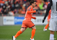 途中出場の大前 元紀(大宮)が同点ゴールを獲得!昨季J2得点王の待ちに待った今シーズン初得点【明治安田J2 第5節 大宮vs水戸】