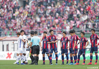 勝利を目前にした後半ATに被弾した岡山。3連勝ならず【明治安田Ｊ２ 第6節 岡山vs甲府】