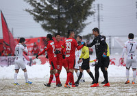 雪の中行われた試合は、アウェイの熊本が田村の1点を守り抜き、リーグ初白星を手にした【明治安田Ｊ３ 第4節 岩手vs熊本】