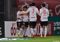 先制弾となる2戦連発ゴールを決めたガブリエル シャビエル(名古屋/#10)【明治安田J1 第6節 鹿島vs名古屋】