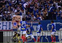 マルコス ジュニオール（#9）がPA中央から左足で放ったコントロールシュートがネット左に吸い込まれ、アウェイの横浜FMが追加点を奪う！【明治安田Ｊ１ 第6節 浦和vs横浜FM】