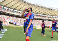 ディエゴ オリヴェイラ(FC東京)がジャエルとのワンツーで抜け出し、冷静にループシュートを放ち、逆転ゴールを決める!【明治安田J1 第6節 FC東京vs清水】