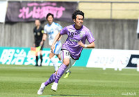 遠藤 敬佑（藤枝）は今季初出場を果たし、交代する70分まで積極的にゴールを狙い続けた【明治安田Ｊ３ 第5節 藤枝vs沼津】