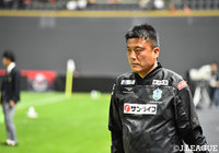 昨年王者の湘南は3戦2敗と苦しい戦いが続く。曺　貴裁監督も厳しい表情【ルヴァンカップ GS第3節札幌vs湘南】