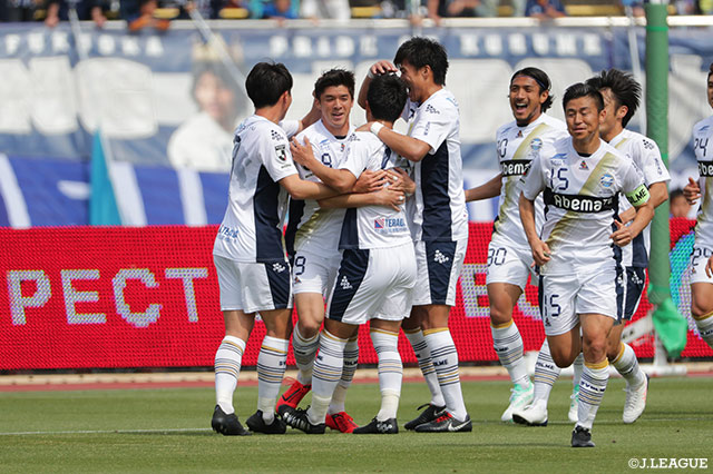 左サイドからのクロスを富樫 敬真が頭で叩き込み、町田が先制点を獲得！【明治安田Ｊ２ 第9節 福岡vs町田】