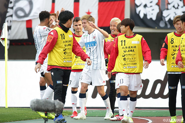 CKのチャンスに、福森が精度の高いクロスを送ると進藤 亮佑が頭で合わせ札幌が待望の先制点をあげる【明治安田Ｊ１ 第7節 Ｃ大阪vs札幌】