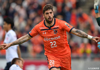 奥井のシュートは防がれるも、跳ね返りのボールをフアンマ デルガドが胸トラップから振り抜き、大宮が先制点を奪取!【明治安田J2 第9節 大宮vs横浜FC】