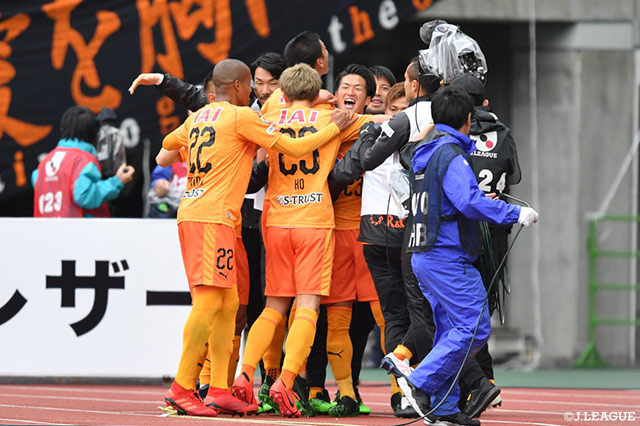 中村のスルーパスに走りこんだ北川 航也が冷静に流し込み、清水が追加点を奪う！【明治安田Ｊ１ 第7節 磐田vs清水】