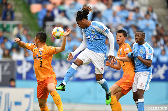 エレンのクロスをロドリゲスが打点の高いヘディングで合わせ、磐田が1点を返す【明治安田Ｊ１ 第7節 磐田vs清水】