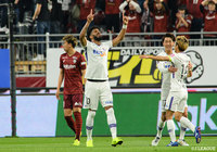 神戸のミスを見逃さなかった広島。パトリックのゴールが決まり前半のうちに同点に追いつく【明治安田J1 第7節 神戸vs広島】