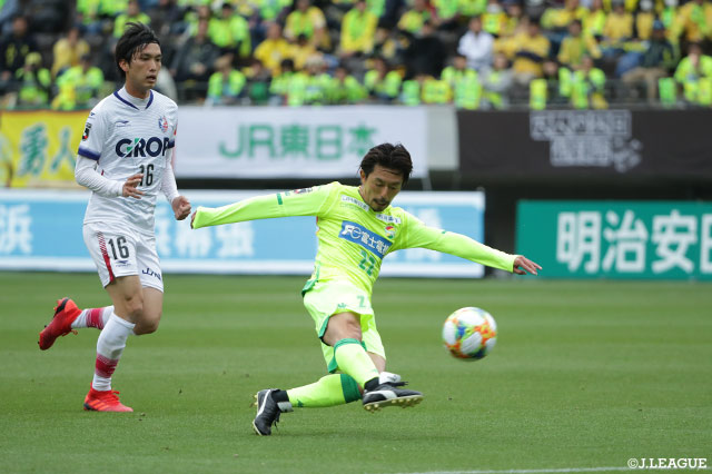 工藤 浩平（千葉）が積極的にシュートを放つも得点にはつながらない【明治安田Ｊ２ 第9節 千葉vs岡山】