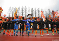 終了間際の劇的ゴールで勝利した山口がホームで勝点3を手にした【明治安田Ｊ２ 第9節 山口vs鹿児島】