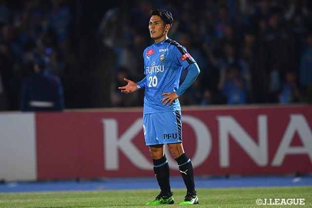 知念 慶（川崎Ｆ）がタイミング良く裏に抜け出し、キーパーとの1対1を冷静に沈め、4試合連続ゴールを決めた【明治安田Ｊ１ 第8節 川崎Ｆvs湘南】