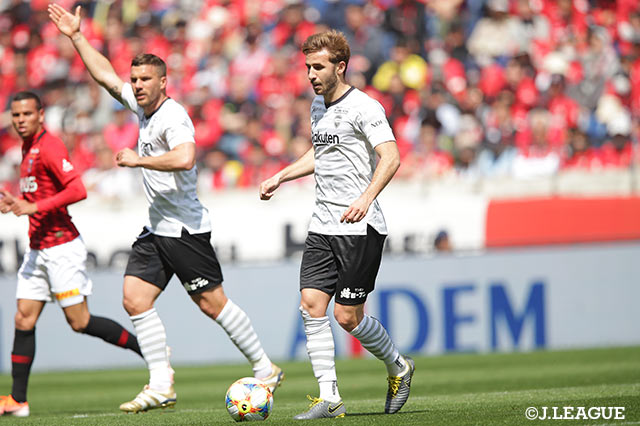 セルジ サンペール（神戸/#6）は持ち前のテクニックの高さとボールコントロールでチームに安定感をもたらした【明治安田Ｊ１ 第8節 浦和vs神戸】