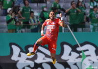 CKのチャンスから最後はレオナルドが押し込み、アウェイの新潟が先制点をゲット【明治安田Ｊ２ 第10節 東京Ｖvs新潟】