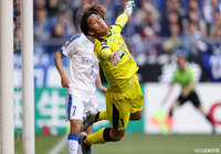 後半、Ｇ大阪が怒涛の攻撃を仕掛けるも高木 駿（大分）がファインセーブをみせ得点を許さない【明治安田Ｊ１ 第8節 Ｇ大阪vs大分】