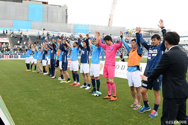後半の3得点で逆転に成功した横浜FCが3試合ぶりの白星を飾った【明治安田Ｊ２ 第10節 横浜FCvs千葉】