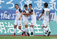 前 寛之の強烈なミドルが相手GKの手を弾きながらもゴールに吸い込まれ、水戸が後半立ち上がりにリードを奪う【明治安田J2 第10節 岐阜vs水戸】